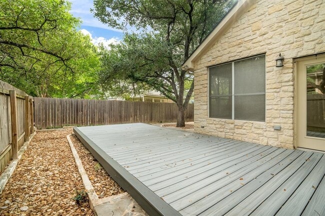 Building Photo - 6664 Ruxton Ln