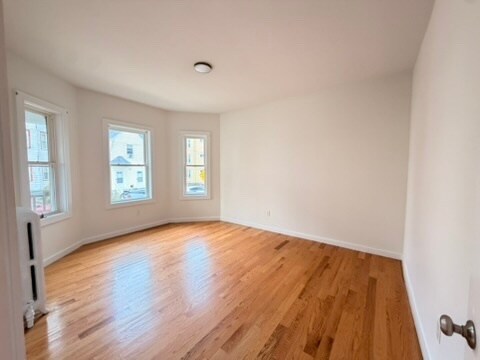 Building Photo - 74 Mora St