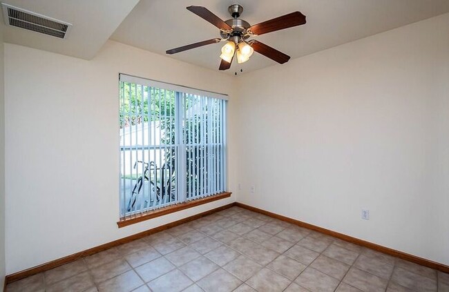 Building Photo - $2,495 | 3 Bedroom + Bonus Room, 2 Bathroo...