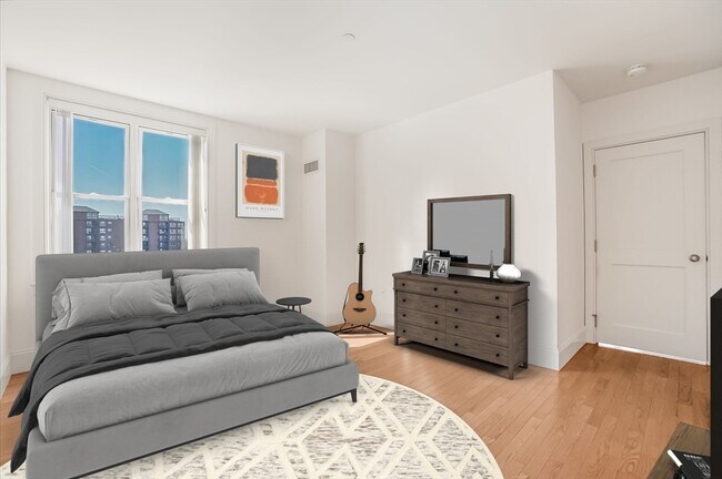 Building Photo - 116-128-128 Rantoul St