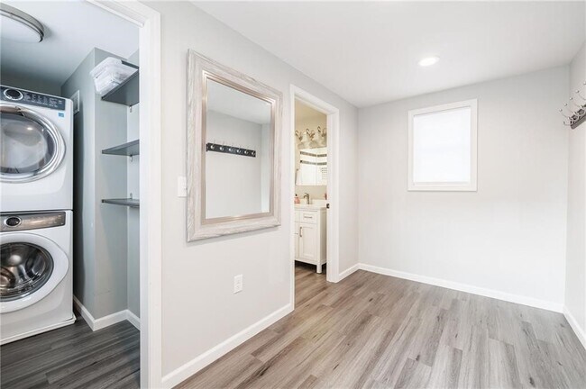 Building Photo - 46 Whiteford Rd