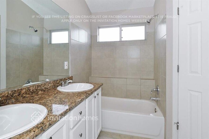 Building Photo - 17163 Silver Mound Ln