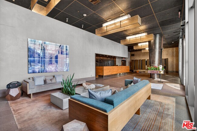 Building Photo - 1755 Ocean Ave