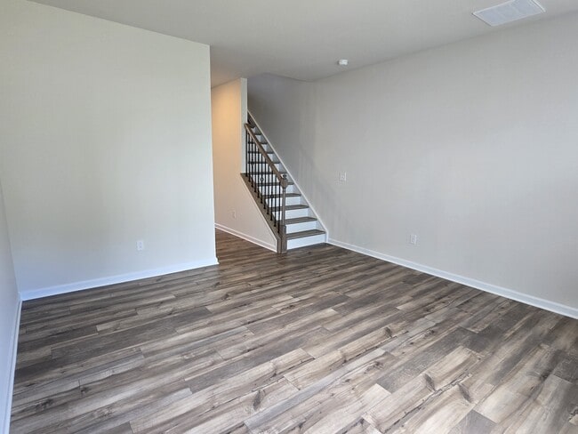 Building Photo - 1832 Autumn Mist Dr