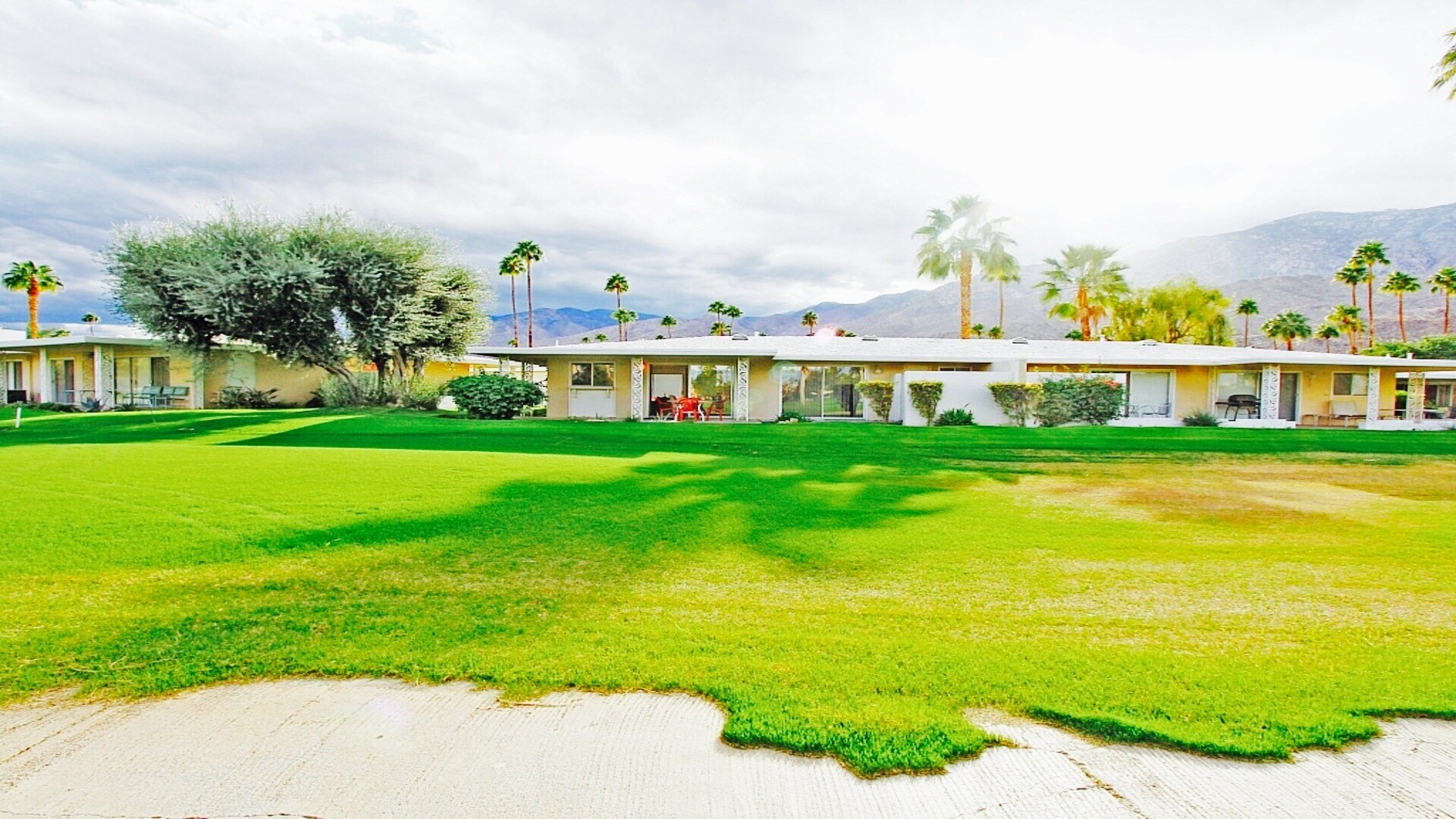 Building Photo - 2250 S Calle Palo Fierro