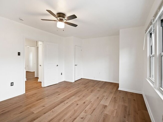 Building Photo - 34 Estella Ave