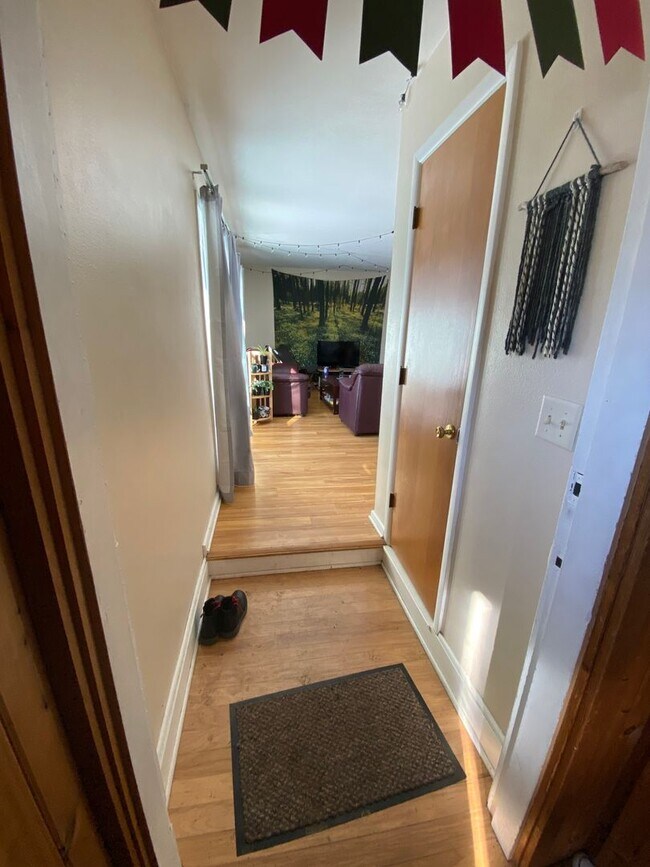 Building Photo - 1226 Missouri Ave