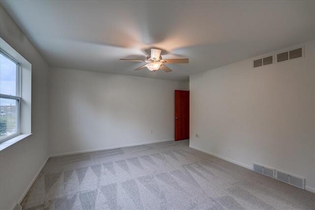 Building Photo - 3020 Selkirk Dr