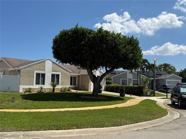 Building Photo - 18818 Cloud Lake Cir