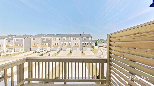 Building Photo - 828 Basswood Gln Trl
