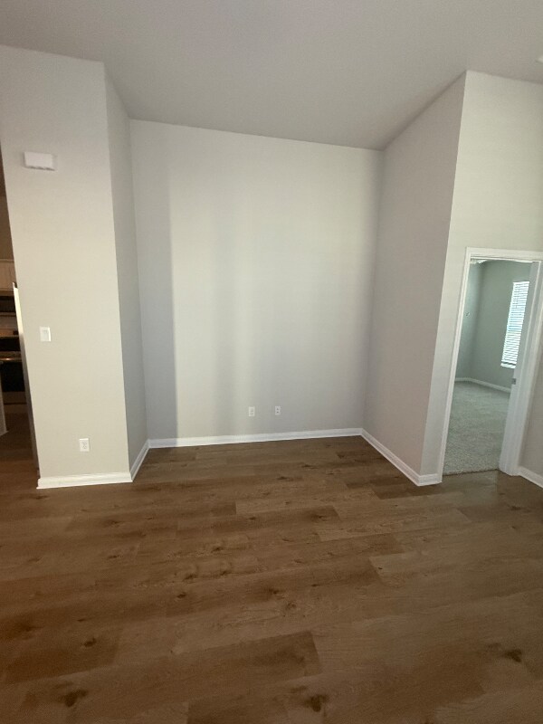 Building Photo - 194 Nespral Dr