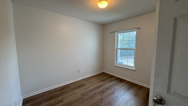 Building Photo - 1609 Biscayne Bay Cir
