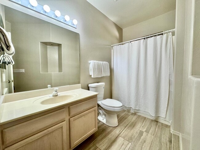 Building Photo - 655 W Vistoso Highlands Dr