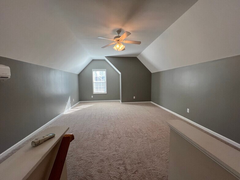 Building Photo - 11 Loblolly Ct