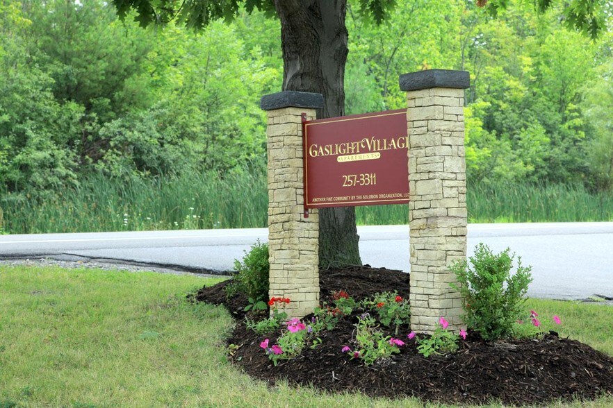 Gaslight Village Apartments 37 Uptown Rd Ithaca NY 14850 Apartment