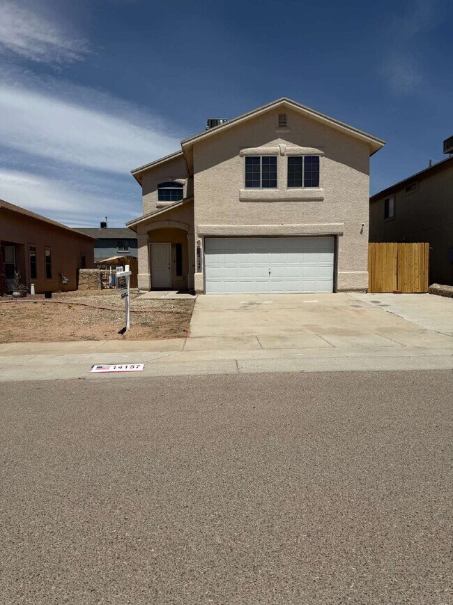 Building Photo - 14157 Tierra Delfin Dr