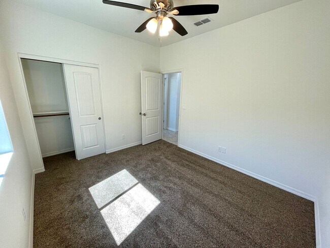 Building Photo - New 2024 Built 3 Bedroom Home with Beautif...