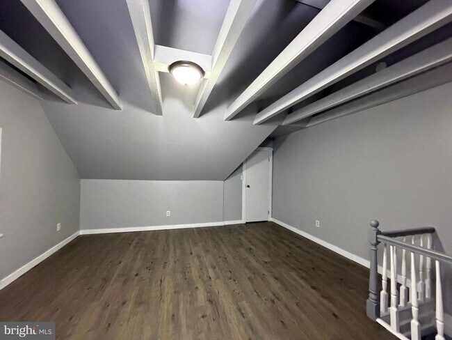 Building Photo - 144 Washington St