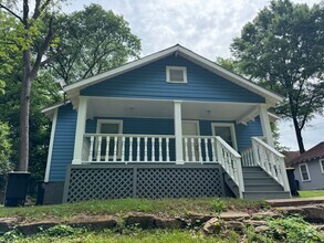 Building Photo - 2 Bedrooms, 2 Bathroom - Home in Downtown ...
