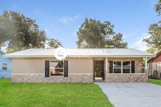 Building Photo - 3 Bedroom Pet-Friendly Home in Bartow, FL with Main Street Renewal