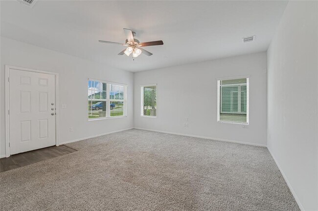 Building Photo - 133 Everglades Dr