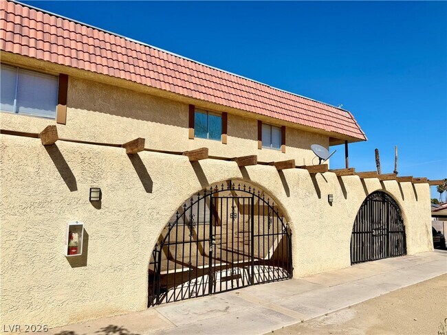 Building Photo - 1720 Cordoba Ln