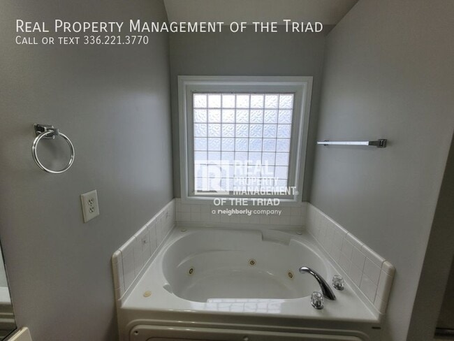 Building Photo - 120 Sedge Meadow Dr