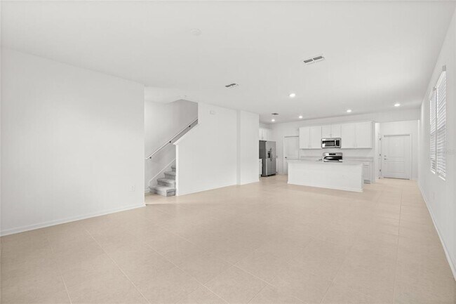 Building Photo - 6020 Zen Wy