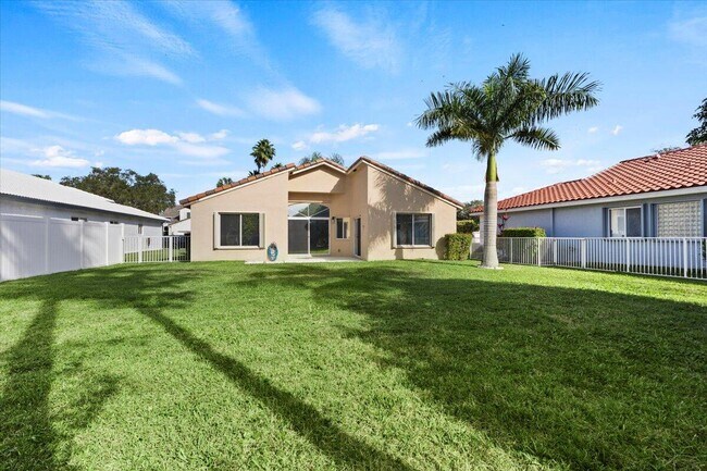 Building Photo - 4546 NW 7th Pl