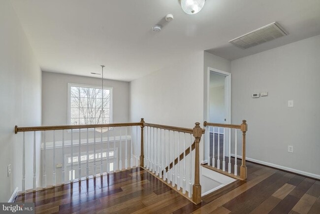 Building Photo - 19900 Belle Chase Dr