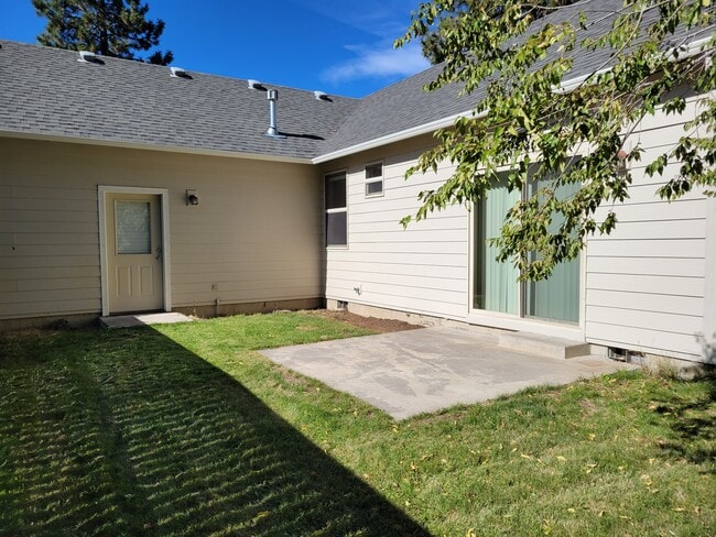 Building Photo - 61158 Kepler St