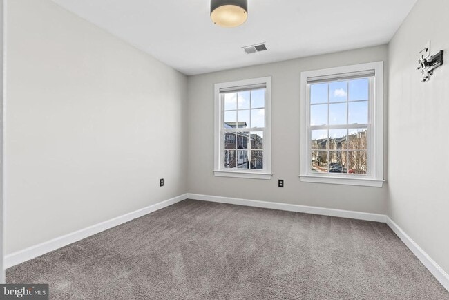 Building Photo - 518 Bolin Terrace