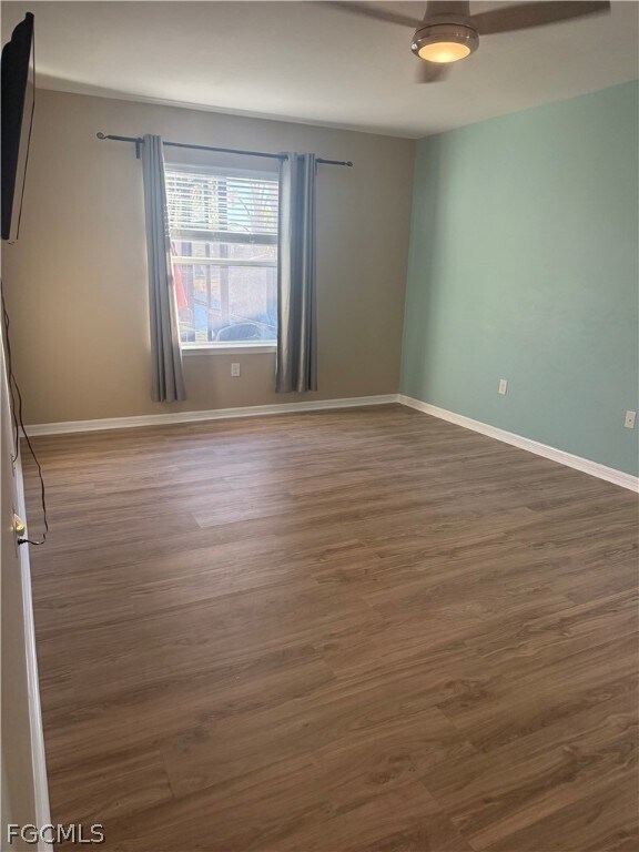 Building Photo - 3500 Acapulco Cir