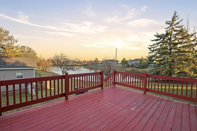 Building Photo - 5516 Baneberry Ave