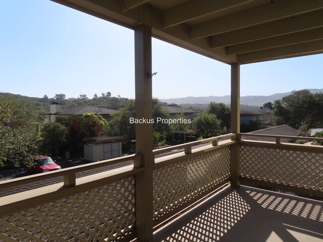 Building Photo - 530 Pheasant Ridge Rd