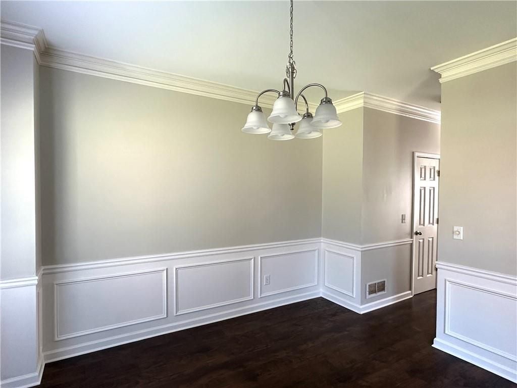 Building Photo - 2020 Bentwood Ct
