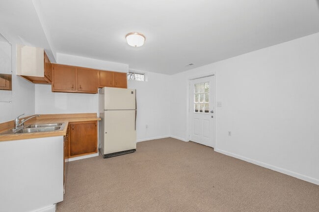 Building Photo - 1405 Conestoga Ct