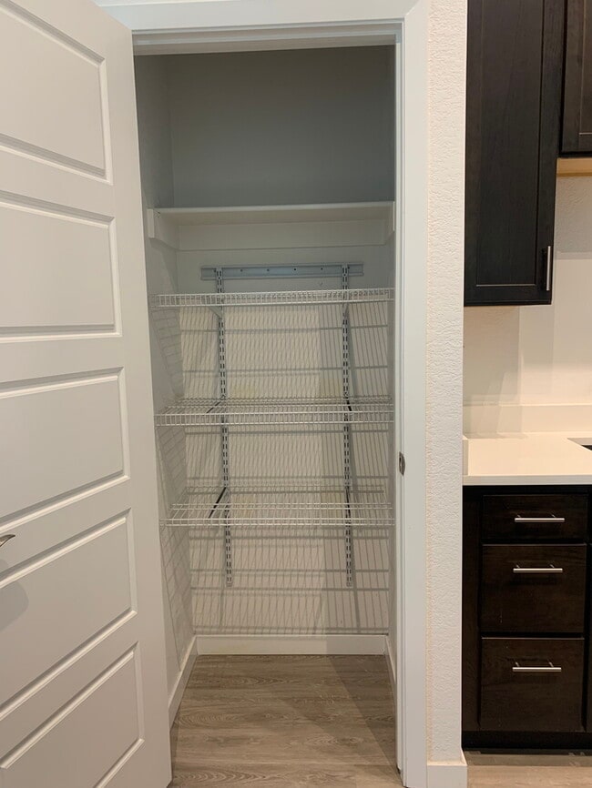 Building Photo - Gorgeous 2 beds 2 baths in Parker!