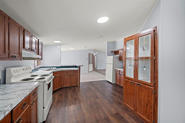 Building Photo - 16504 Brittany Way