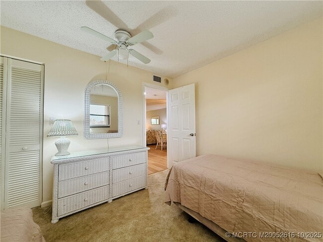 Building Photo - 9490 S Ocean Dr