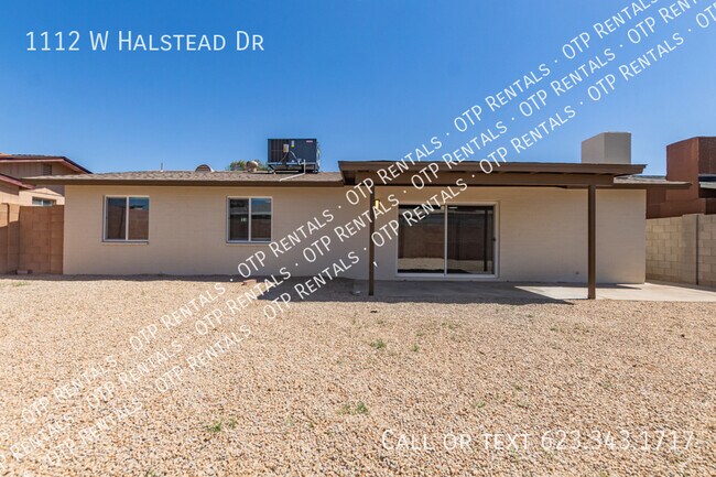 Building Photo - 1112 W Halstead Dr