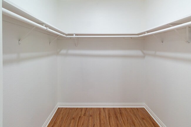 Building Photo - Recently Remodeled 3 Bedroom - Two Story B...