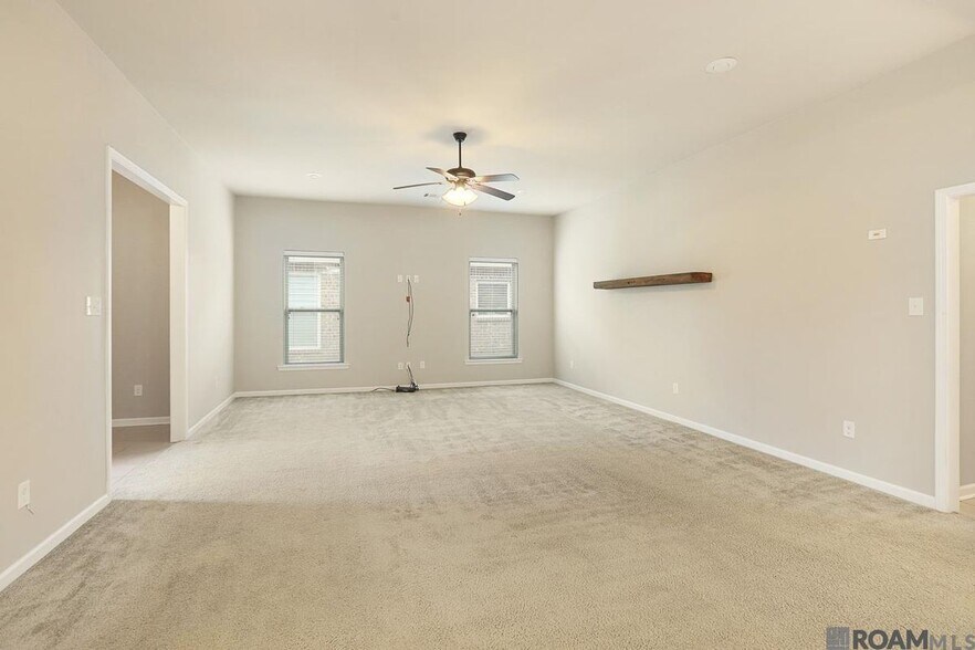 Building Photo - 42451 Baystone Ave