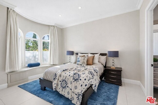 Building Photo - 12419 Erwin St