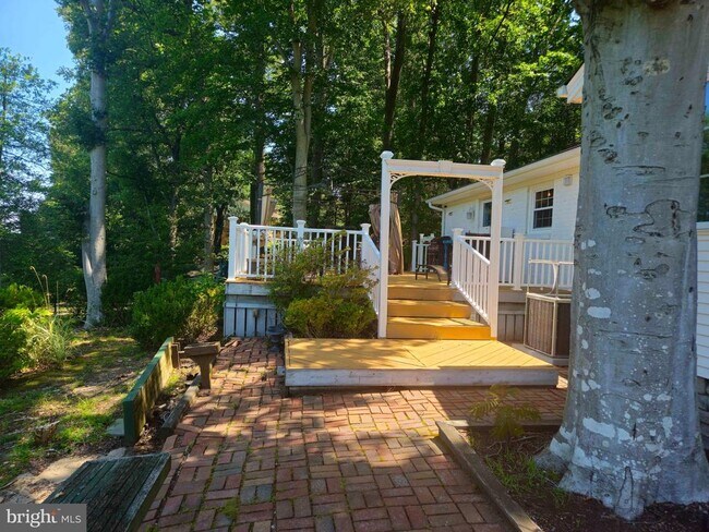 Building Photo - 159 Olde Concord Rd