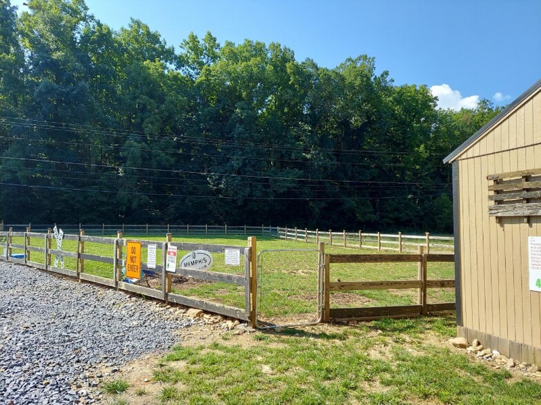 Building Photo - 2353 TN-107