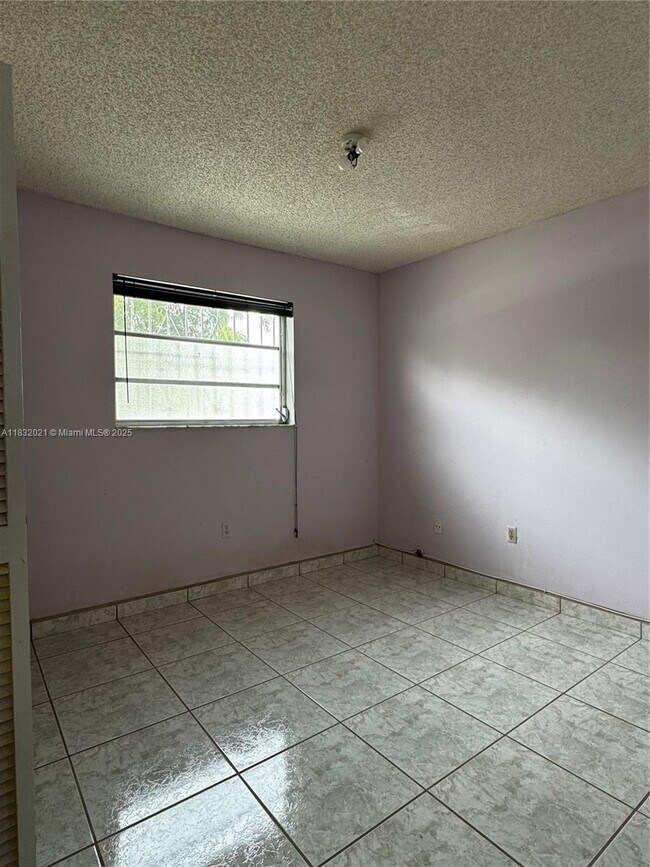Building Photo - 10721 SW 64th St