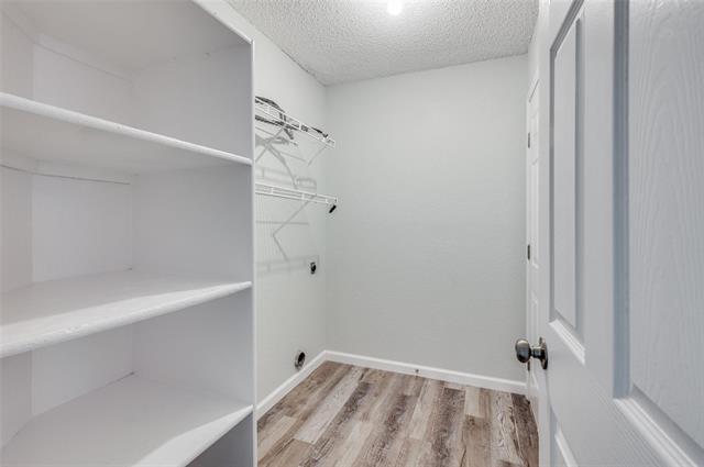 Building Photo - 10264 Sunset View Dr