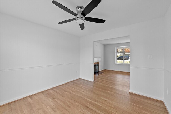 Building Photo - Welcome to this fantastic Colonial home, nestled in a quiet cul-de-sac and featuring an optional ...