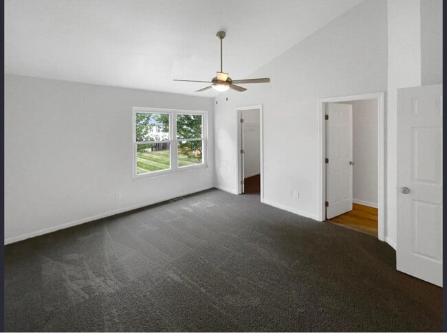 Building Photo - 4953 Albany Meadow